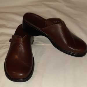 Clarks‎ Brown Leather Clogs Mules 71416 Size 8M